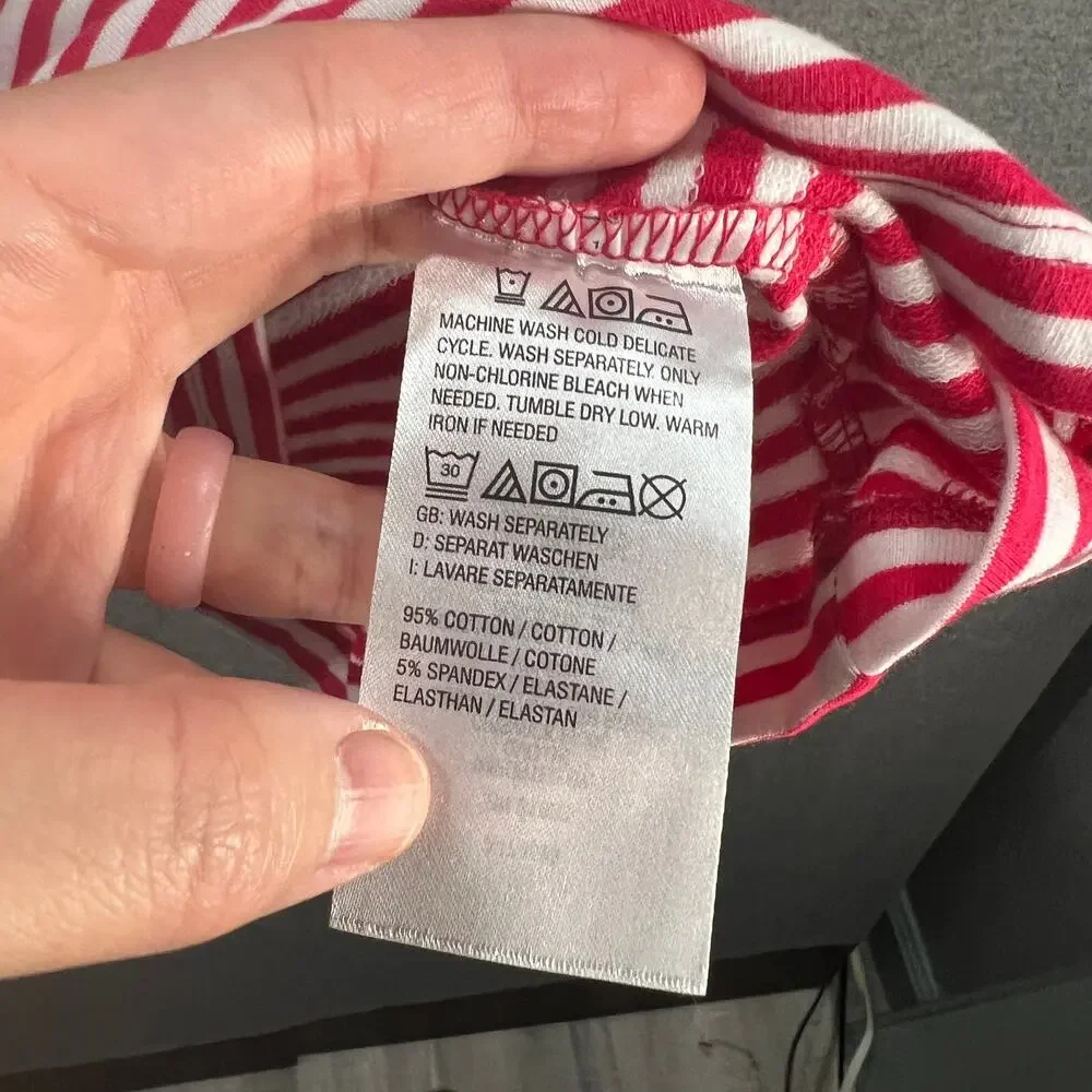 Denim & Co. Beach French Terry Hooded Cover-Up with Pockets Red Size Large - Picture 8 of 11